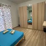 Anton Court Apartamento