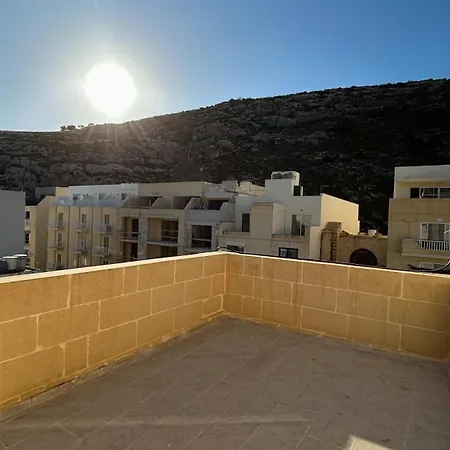 Anton Court Daire Xlendi