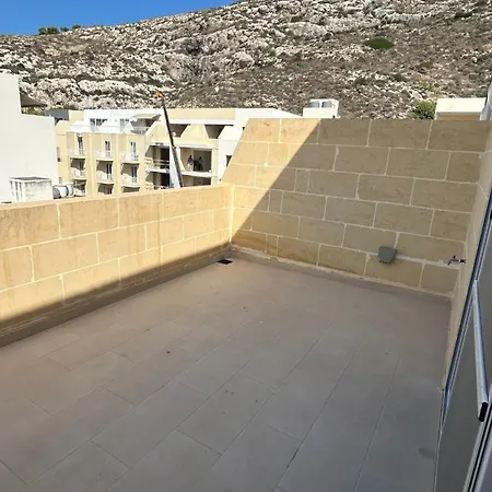 Anton Court Appartamento Xlendi